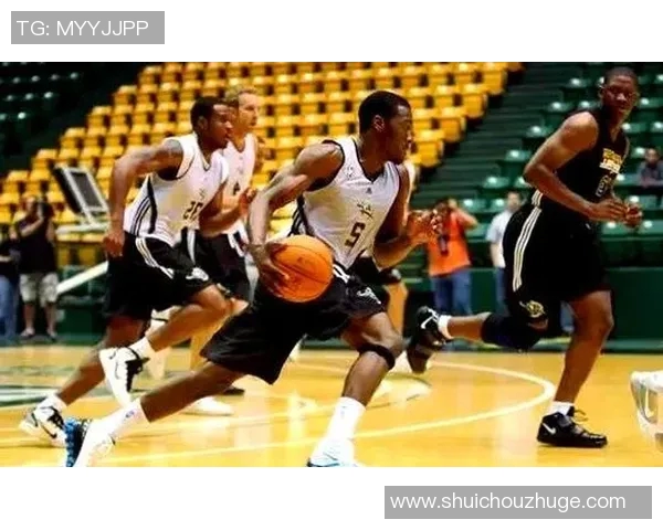 深入分析成都篮球队快攻战术的特点与应用策略